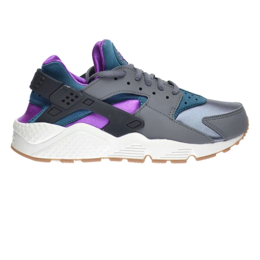 Nike Air Huarache Run Sneakers
